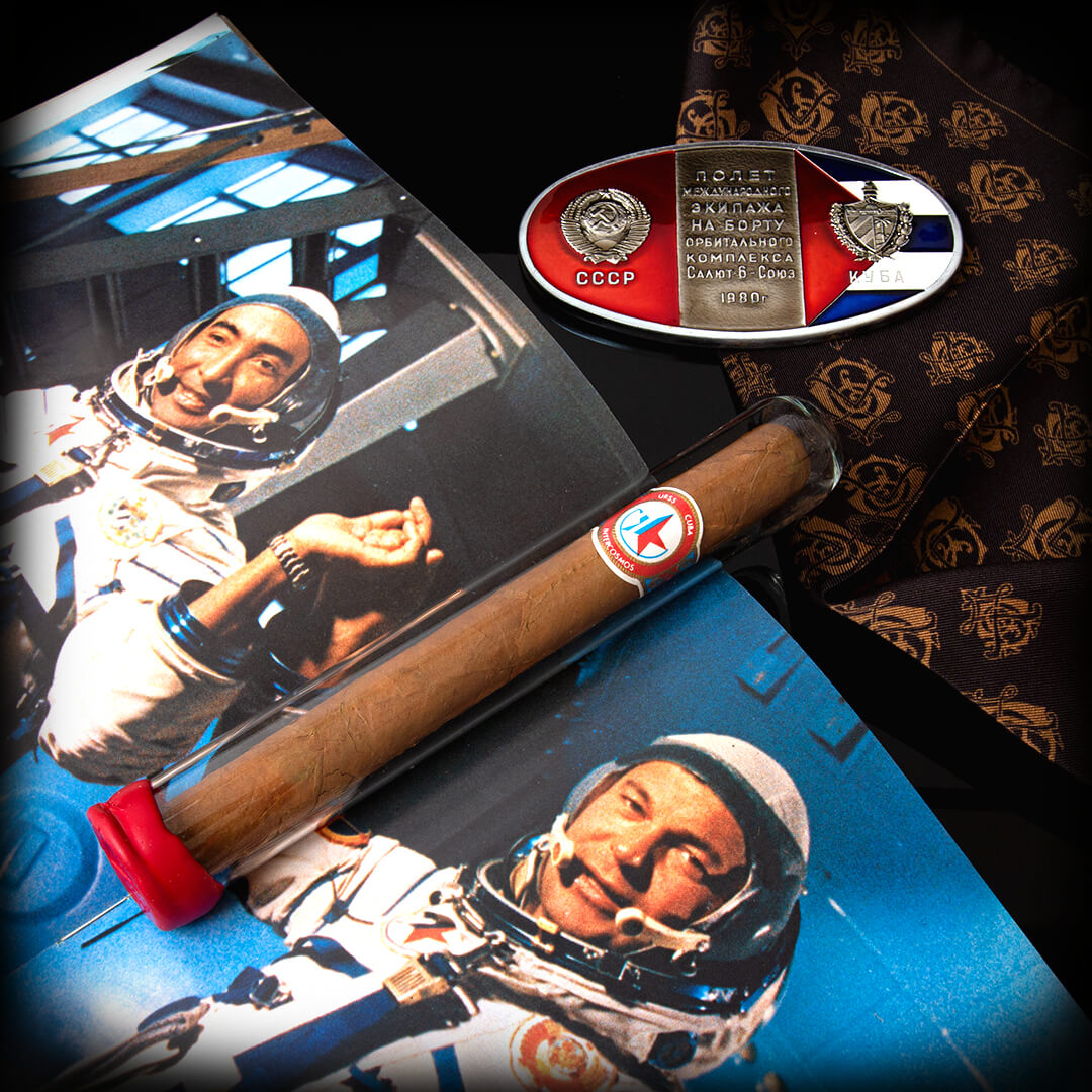 Cosmos Cigar