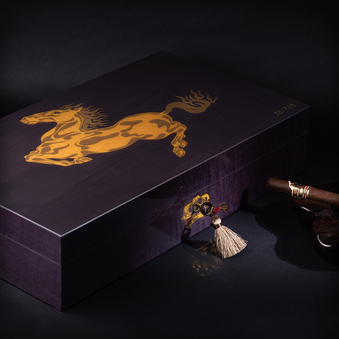 Elie Bleu "Fire Horse" Humidor