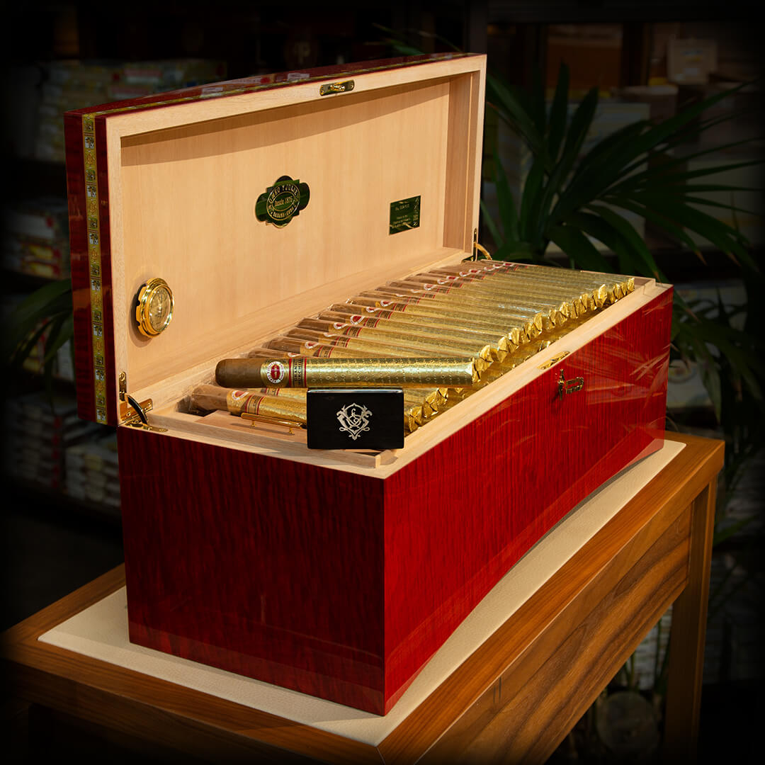 Romeo y Julieta Grand Churchills Humidor