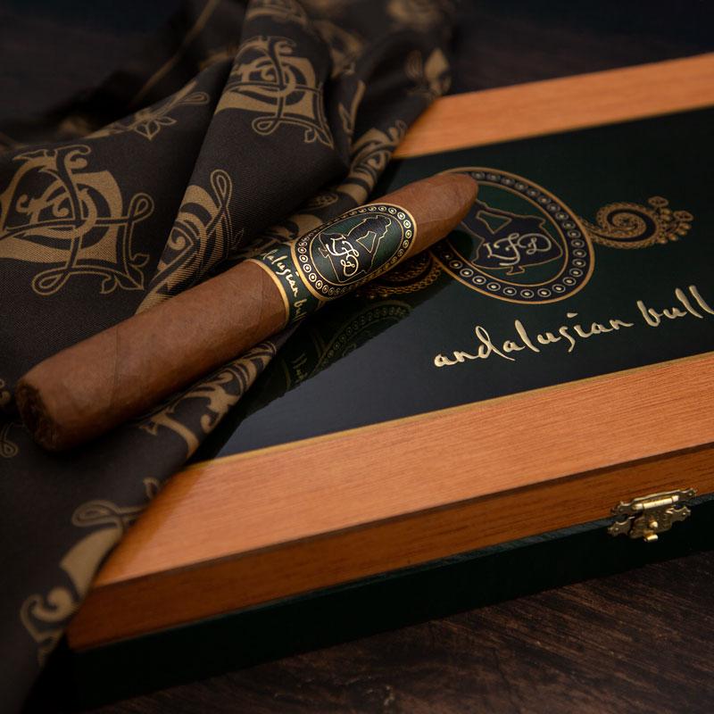 andalusian-bull-box