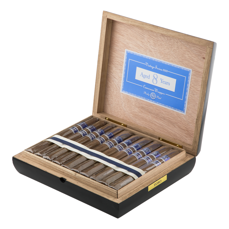 vintage-2003-toro-box