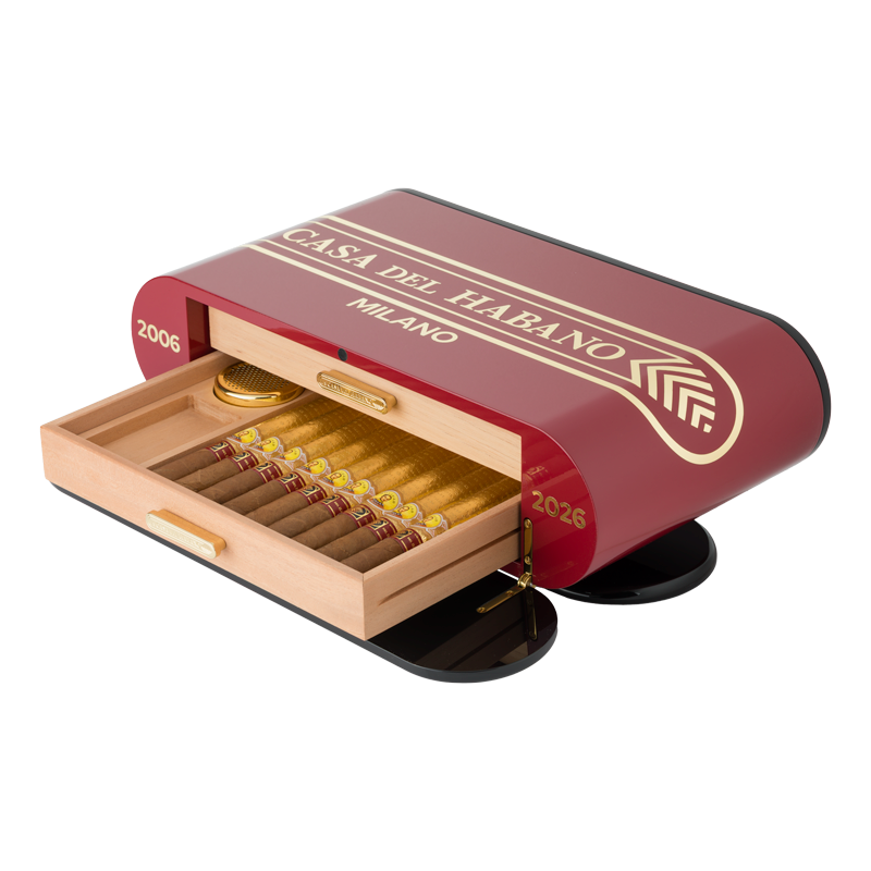 cdh-milan-20-anniversary-humidor-set