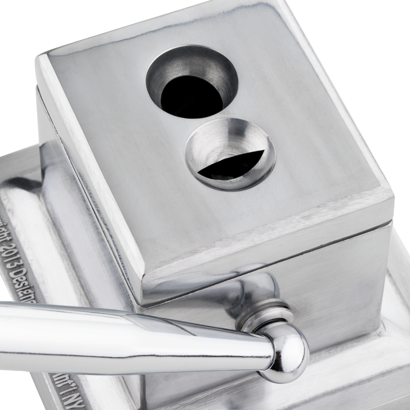 moon-table-cutter-piece