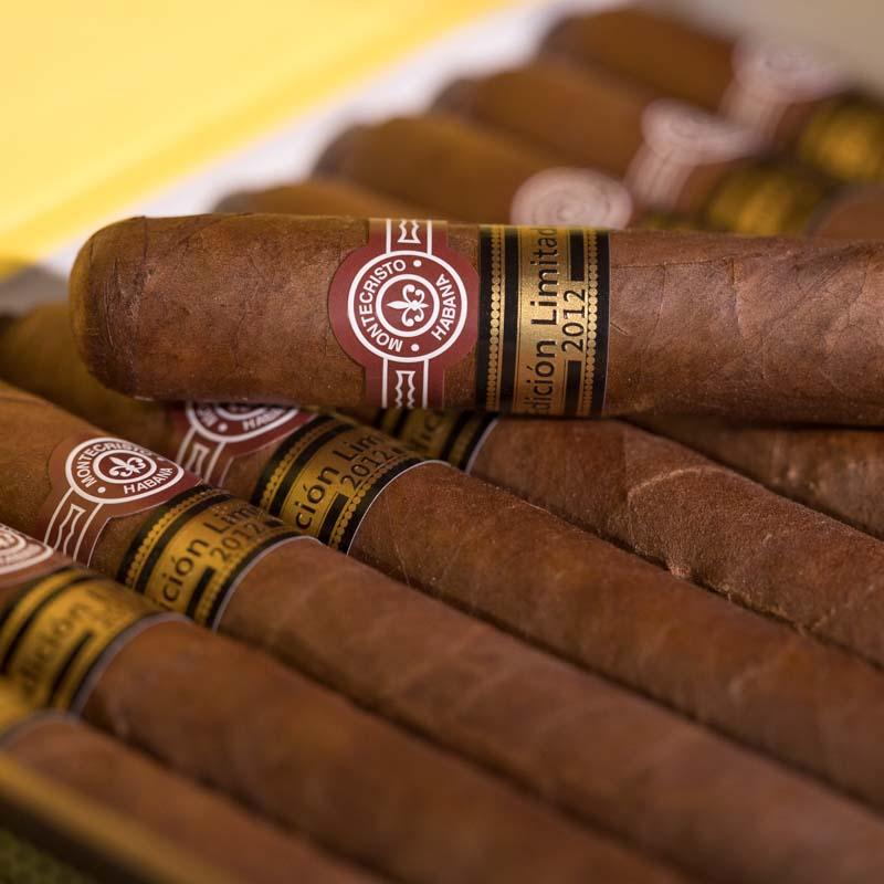 montecristo-520-2012-stick