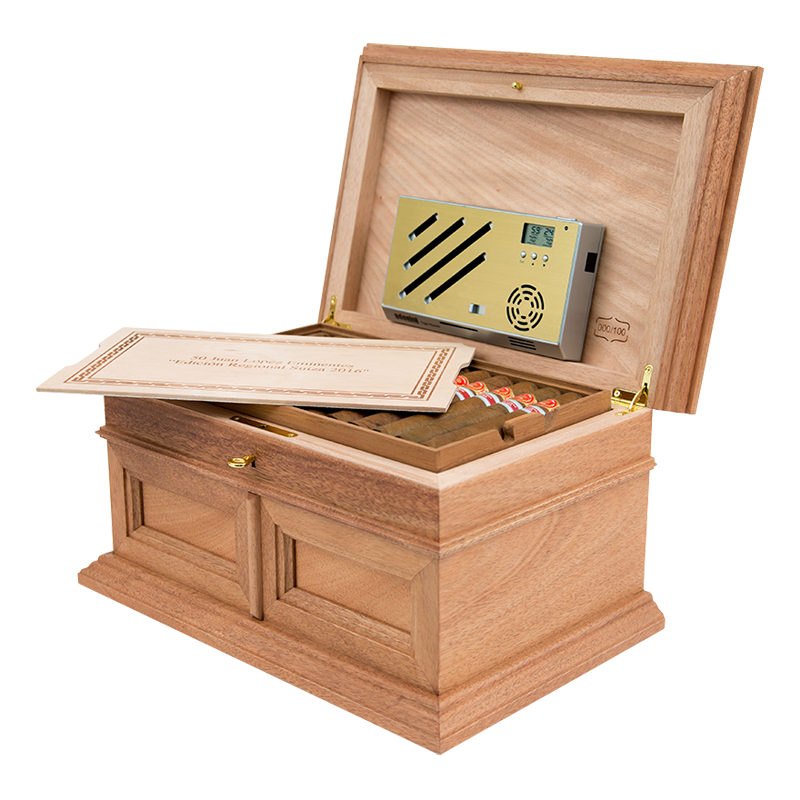 eminentes-humidor-2016-suiza-box