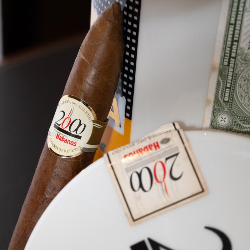 piramides-reserva-del-milenio-jar-1999-stick